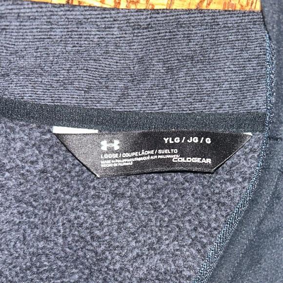 UA boys 1/4 Zip - Picture 3 of 3